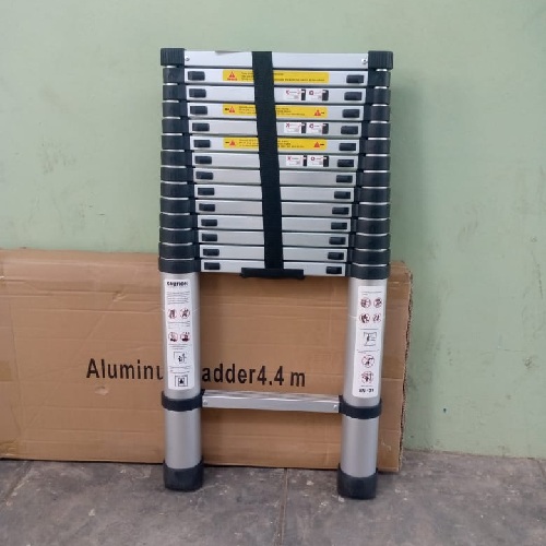 4.4M-Telescopic-aluminium-ladder.jpeg - P. S. L